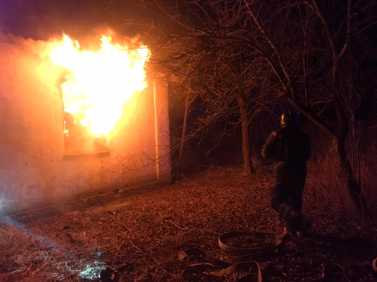 На Рівненщині сталася пожежа в приватному господарстві (ФОТО)