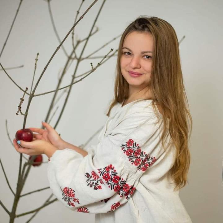 Адвокатка Вікторія Івченко, вишиванка, день вишиванки, день вишиванки 2022
