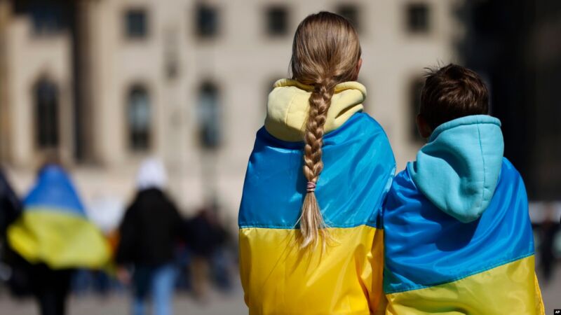 З окупації