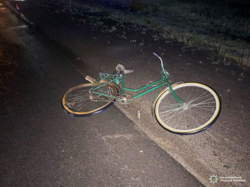 На Рівненщині водій автобуса збив велосипедиста (ФОТО) 1