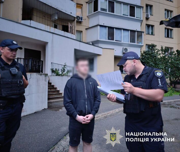 У Києві через зауваження щодо паркування сталася стрілянина: є поранений 2