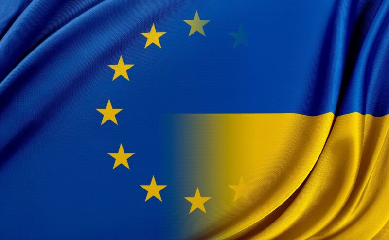 ЄС
