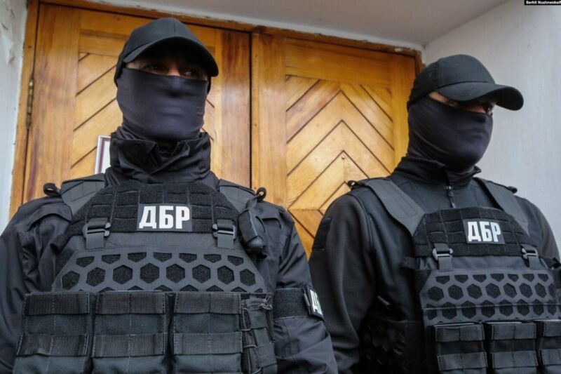 ухилянтів
