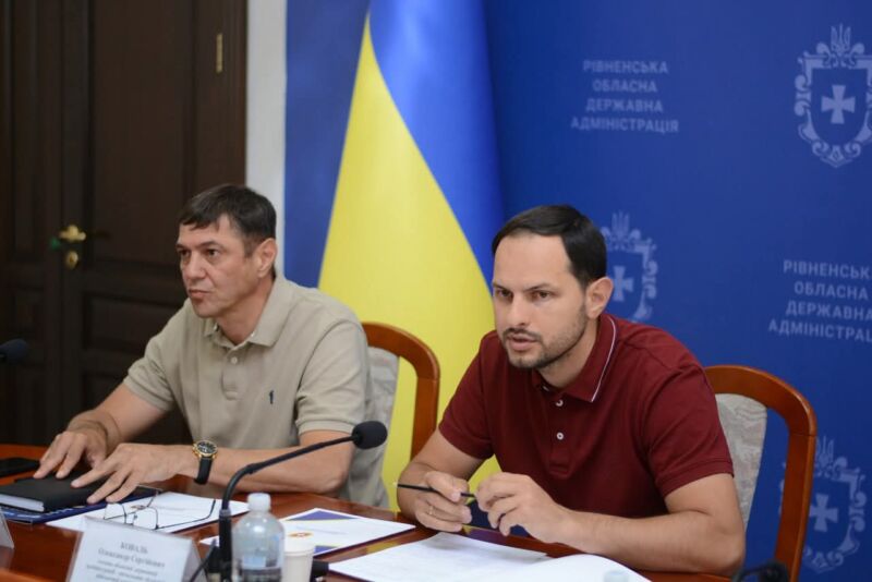 шкіл та дитсадків шкіл та дитсадків