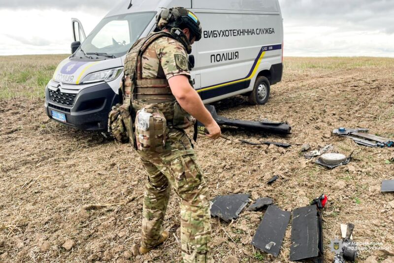 Показали, чим росіяни били по Рівненщині (ФОТО) 1
