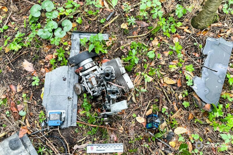 Показали, чим росіяни били по Рівненщині (ФОТО) 3