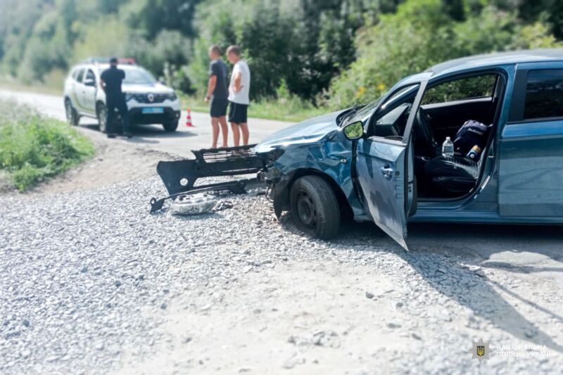 Мотоцикліст-підліток та пасажир зазнали травм у ДТП на Рівненщині (ФОТО) 2