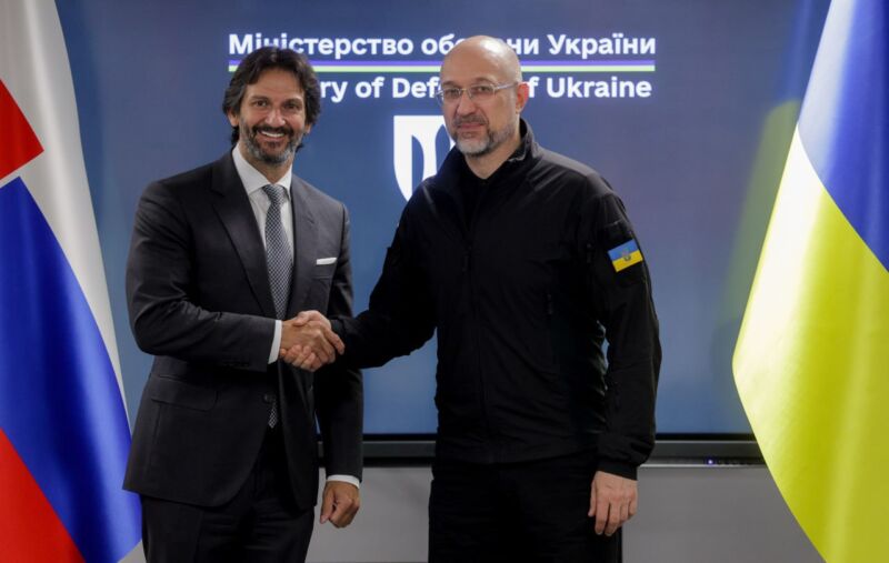 Шмигаль розкрив деталі про техніку, яку надасть Україні Словаччина 1