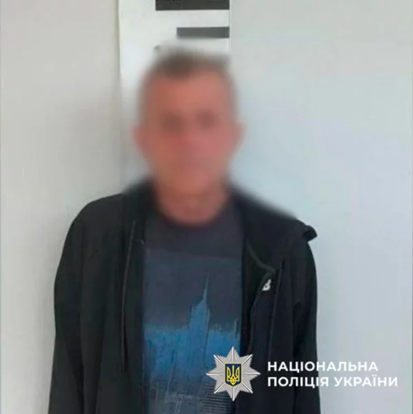 У Києві чоловік кинув бойову гранату у маршрутку 3