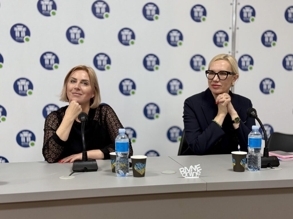 НЕсесія у Рівному: відверта розмова молоді із депутатками Рівнеради 1