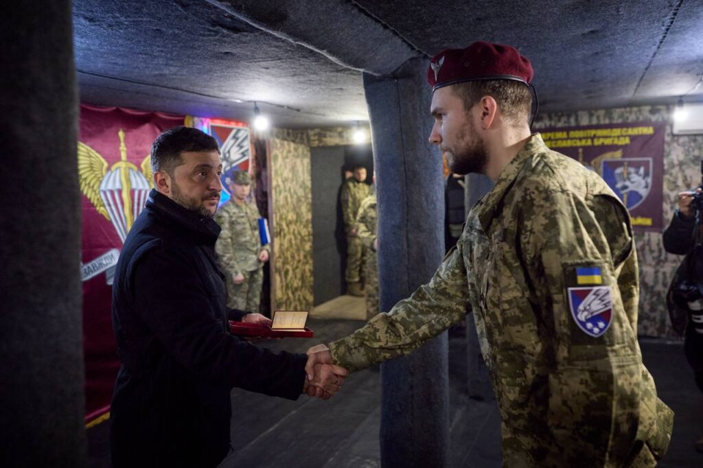 Зеленський відвідав Покровський та Добропільський напрямки 3
