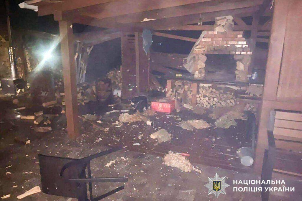 З'явилися фото з місця прильоту шахеда на Рівненщині 1
