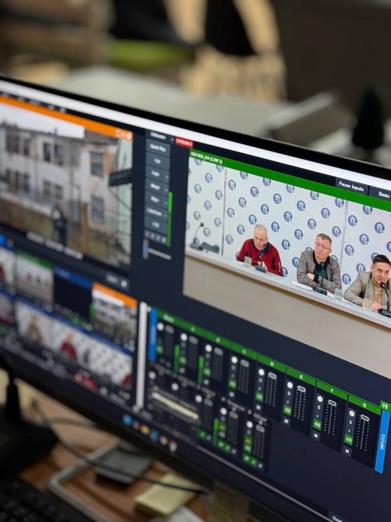 Будівля у центрі Рівного: продати чи лишити волонтерам? 1
