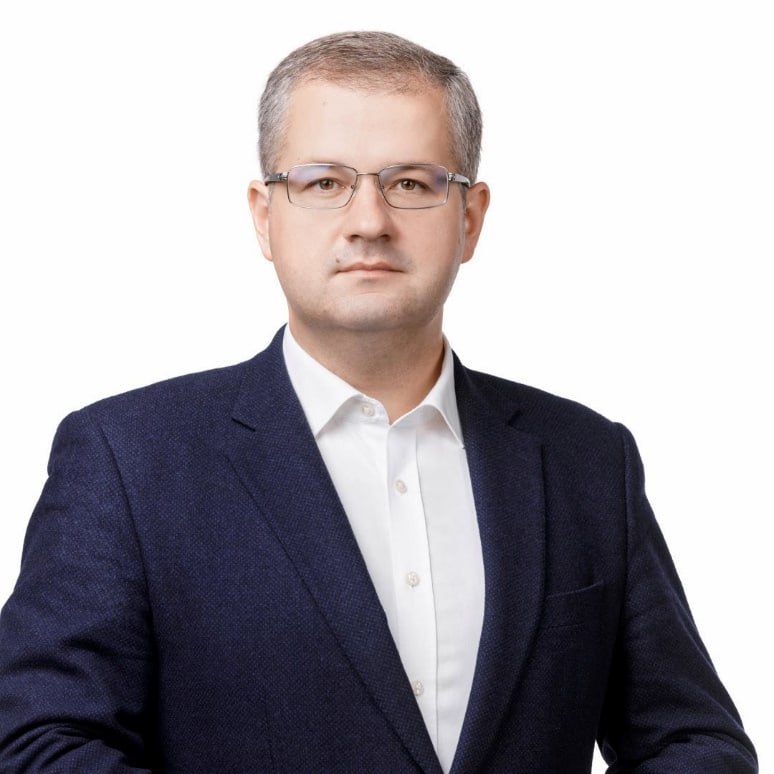 Чи говорять депутати Рівнеради про «бронь» вголос? 31