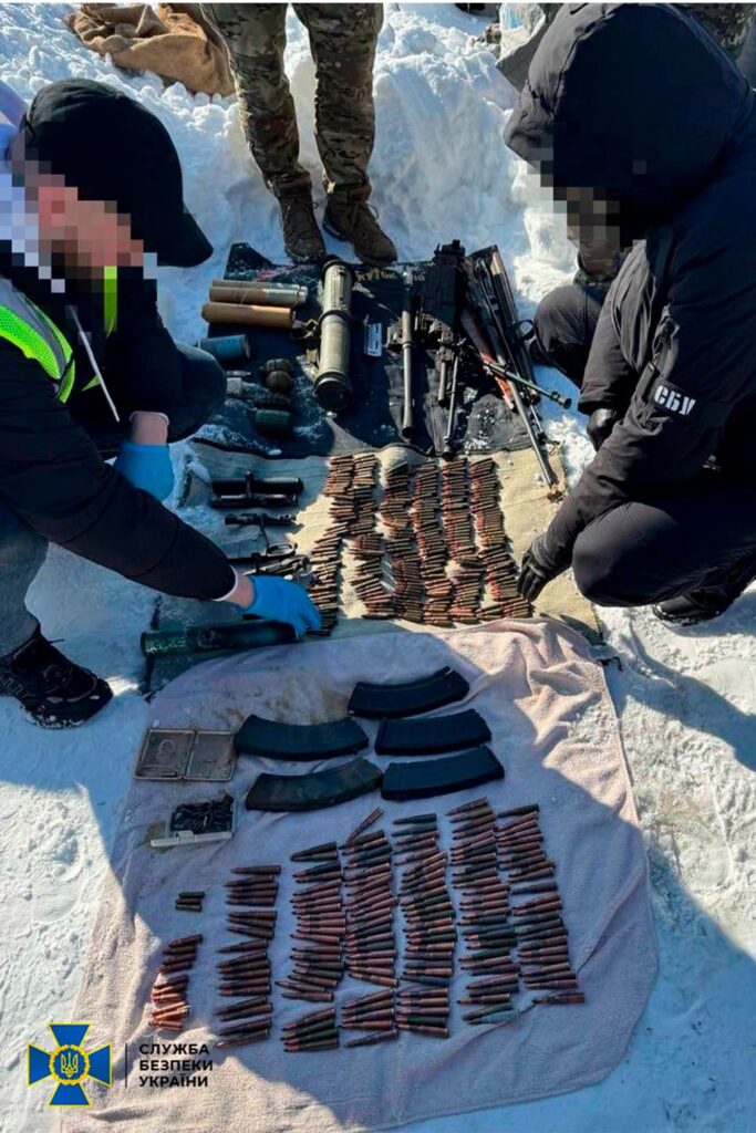 У Рівненській області викрили незаконне ввезення зброї з району бойових дій 1