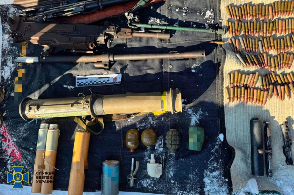 У Рівненській області викрили незаконне ввезення зброї з району бойових дій 2