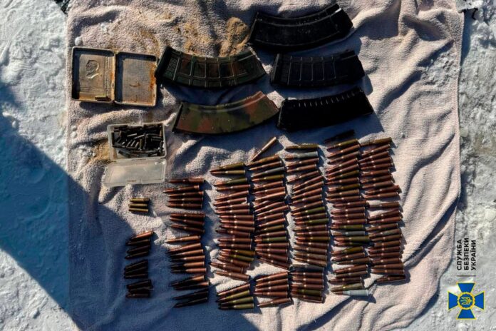 У Рівненській області викрили незаконне ввезення зброї з району бойових дій У Рівненській області