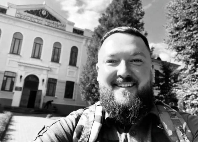 Олександром Курсиком