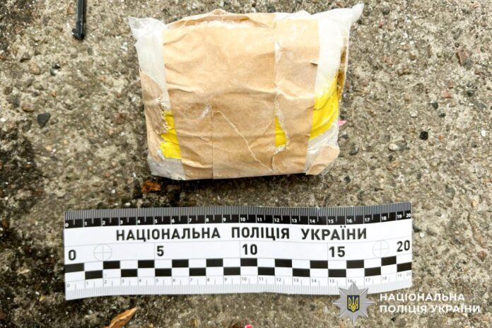 Затримали дилера з великою партією психотропів у Рівному