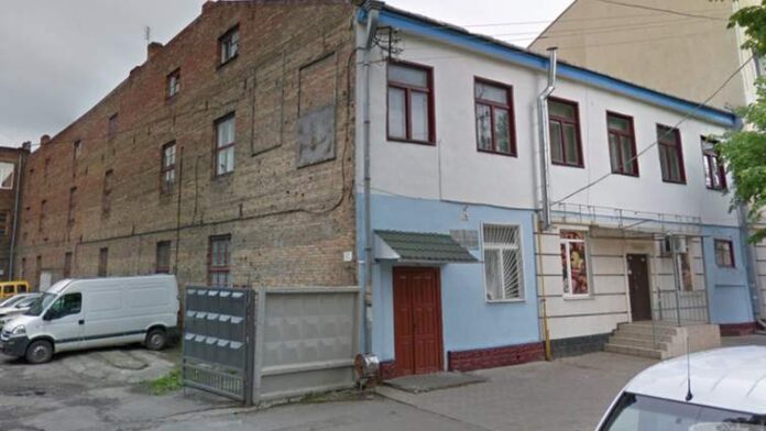 Руєвит, Рівне Симона Петлюри, 26