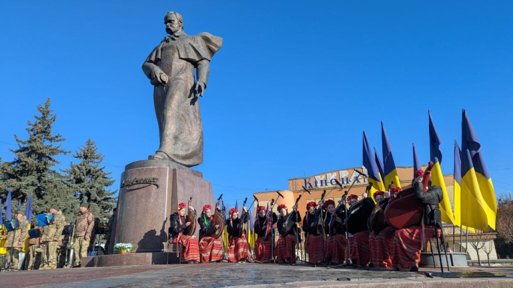 У Рівному відзначили 212-ту річницю від дня народження Тараса Шевченка 1