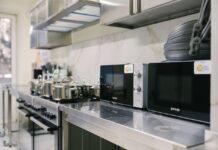 У Рівненській області відкрили ще три сучасні кухні для переселенців: де саме вони запрацювали кухні для переселенців