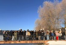 Запорізькі школярі повертаються додому після двотижневого відпочинку у Рівненській області
