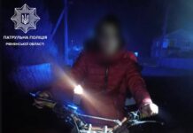 Сарненські патрульні зупинили п’яного неповнолітнього водія
