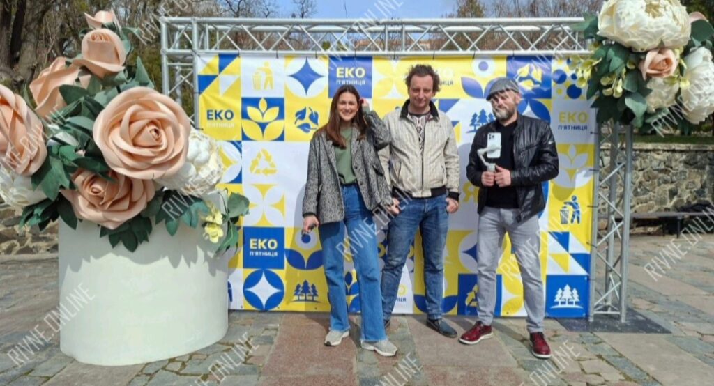 «Екоп'ятниця» у Рівному: сотні людей зібралися у парку Шевченка (ФОТО/ВІДЕО) 6 Екоп'ятниця у Рівному