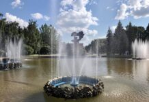 Сезон фонтанів у Рівному: коли запрацюють водограї за кінопалацом «Україна» Сезон фонтанів у Рівному