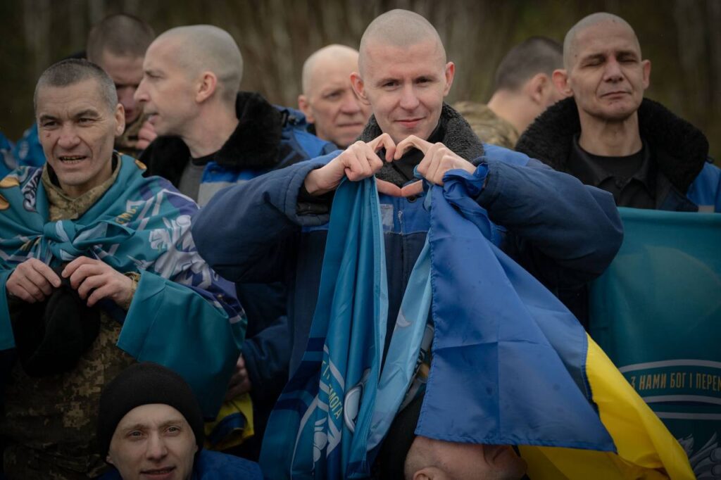Серед звільнених сьогодні з полону українських воїнів є і троє наших земляків з Рівненської області 1