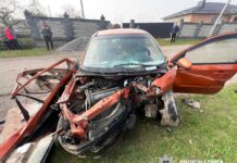 ДТП у Рівненському районі: 22-річна водійка врізалася в електроопору, постраждали сестри ДТП у Рівненському районі