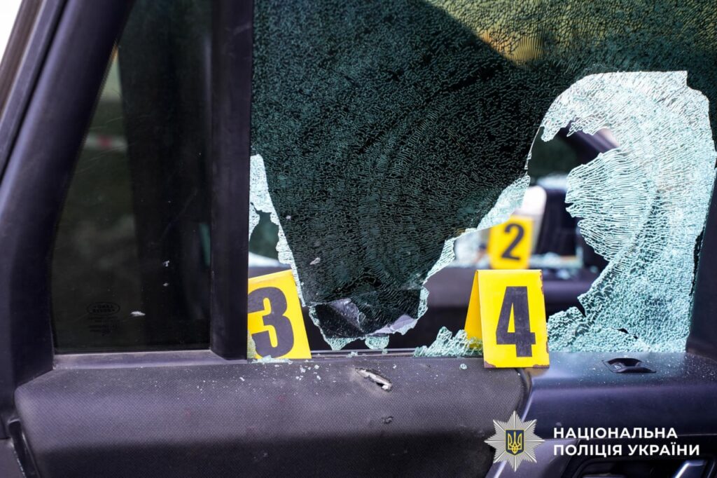Спецоперація на Рівненщині: зловмисник поранив військового та поліцейського і втік 1 Пошук чоловіка який напав на тцк