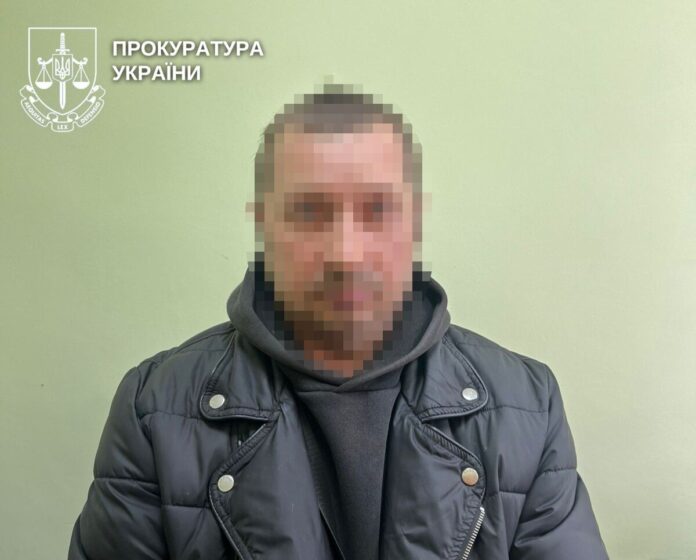 розбещення доньки та її однокласниці