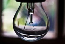 Графіки відключень світла в Рівненській області 15 квітня: чи будуть діяти обмеження Графіки відключень світла в Рівненській області