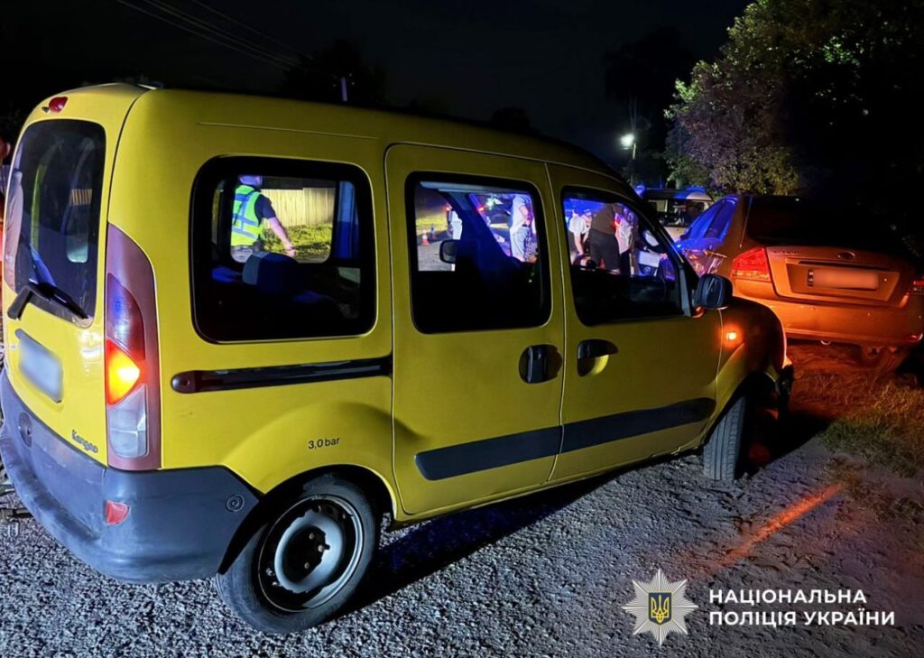 У ДТП травмувалися неповнолітні водій та пасажирка мотоцикла на Дубенщині 1