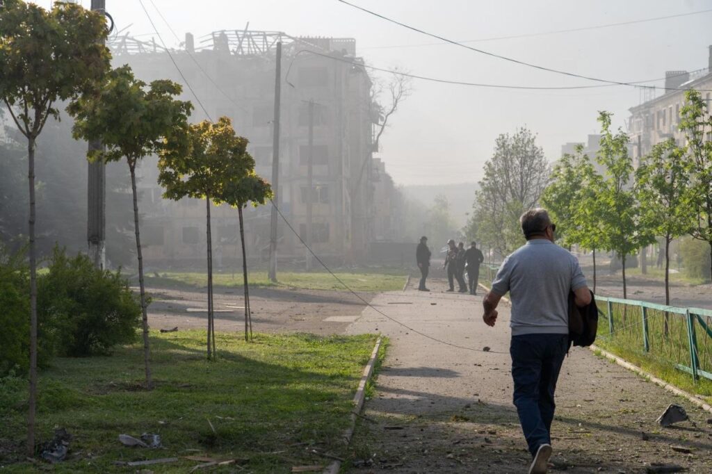 Обстріл Краматорська: росіяни вдарили ФАБами по центру міста, є загиблі та поранені 2 Атака Краматорськ