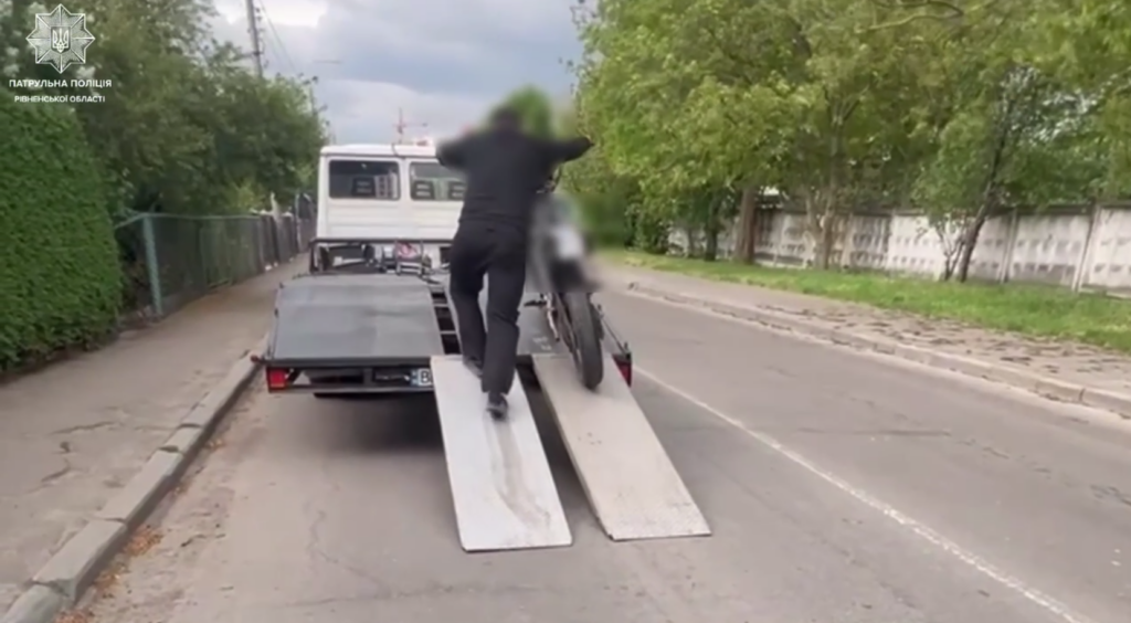 Патрульні зупинили