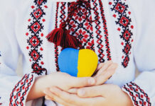Сьогодні в Україні День вишиванки День вишиванки