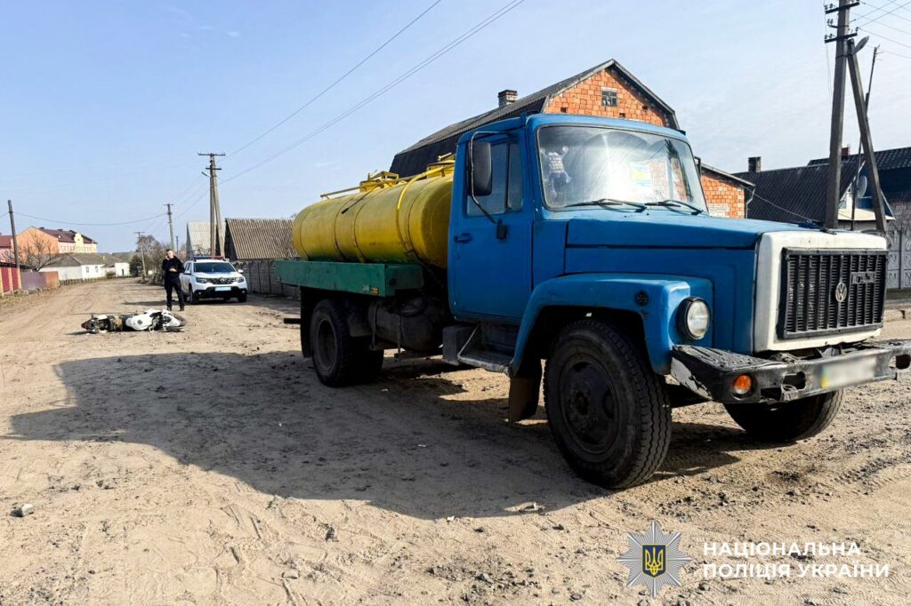 Внаслідок ДТП постраждав пасажир мотоцикла на Володимиреччині 2 ДТП: постраждав пасажир мотоцикла