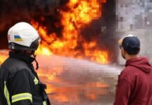 Повідомили інформацію щодо пожежі на одному з підприємств Рівненщини після російського удару Ліквідація пожежі