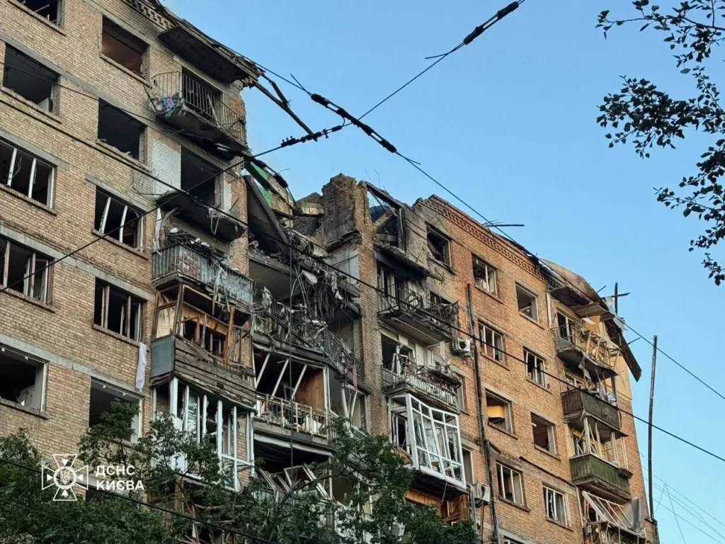 Наслідки нічної атаки по Києву 24 травня