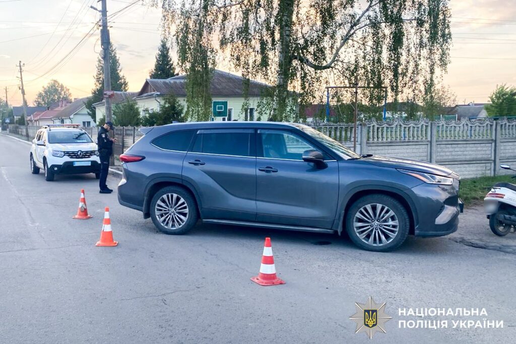Поліція документує обставини аварії