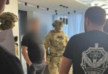 Керівництво поліції у трьох областях підозрюють у покриванні «порноофісів» покриванні «порноофісів»
