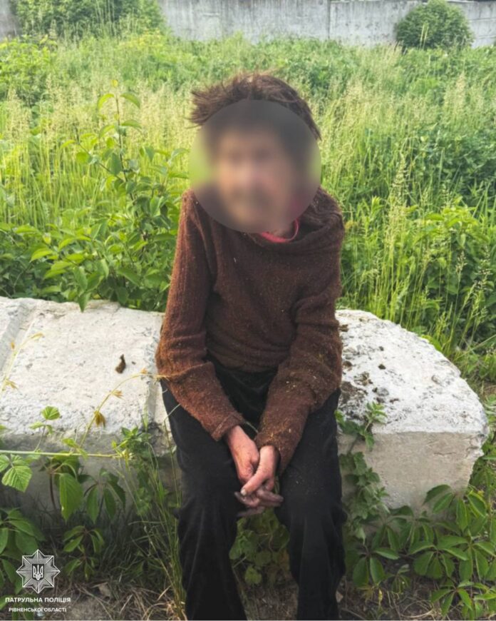Рівненські патрульні повернули додому жінку Рівненські патрульні повернули додому жінку