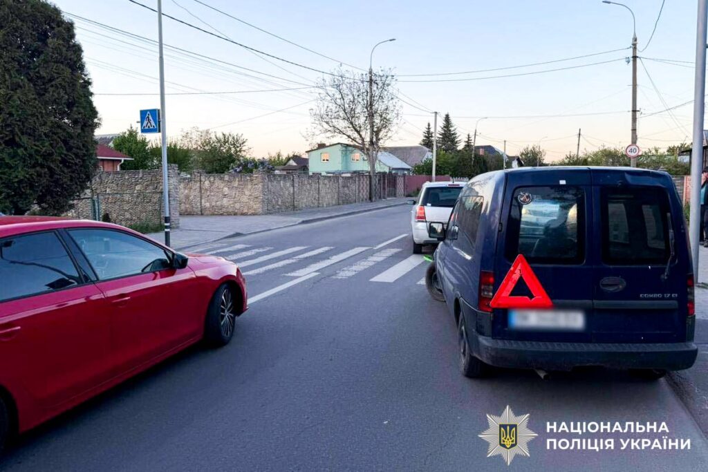 У Рівному під колесами авто травмувалася дитина