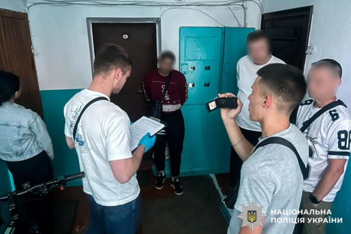 Двоє зловмисників у Рівному збували заборонені речовини