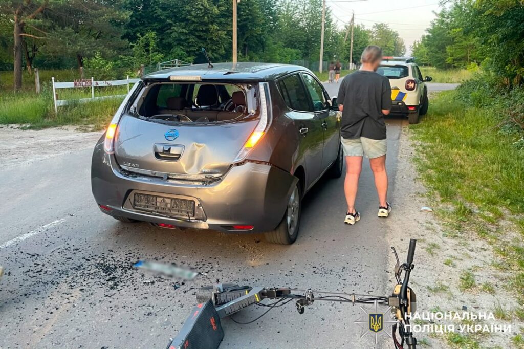 У Здолбунові вчора ввечері травмувався 14-річний водій електросамоката 2
