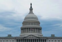 Сенат США ухвалив резолюцію з вимогою до Трампа Сенат США ухвалив резолюцію з вимогою до Трампа