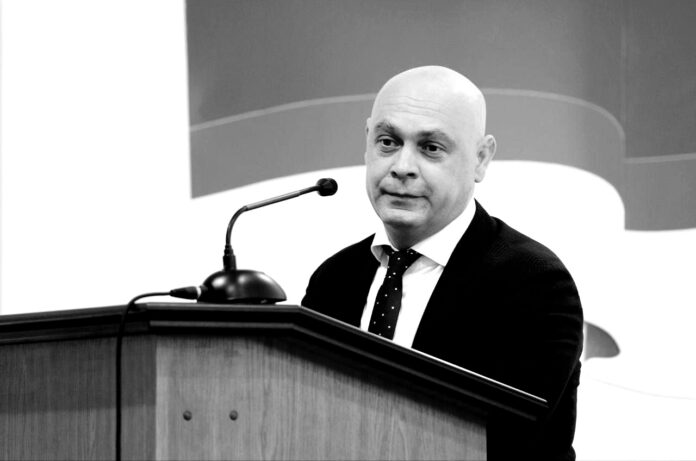 Микола Дядюсь ексзаступником міського голови Рівного Миколою Дядюсем